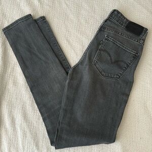 Levi's 721 High Rise Skinny True Grit Black Denim Jeans - Size 27